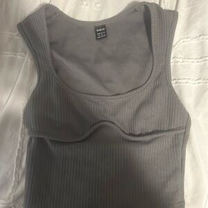 grey cropped tank